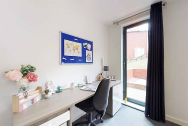 1 bed studio, West Park Place, Haymarket, Edinburgh, EH112EE - Image 6
